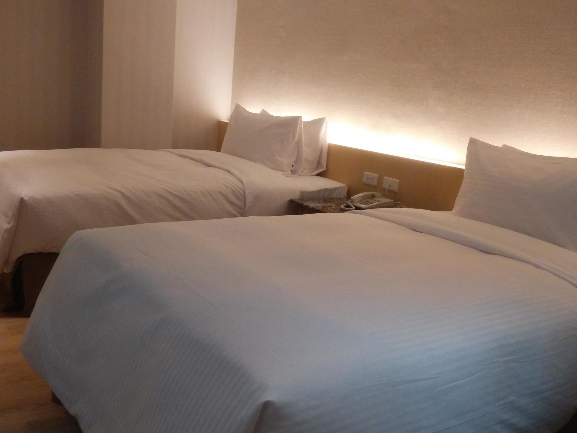 Hotel Simple Life Kaohsiung Zewnętrze zdjęcie
