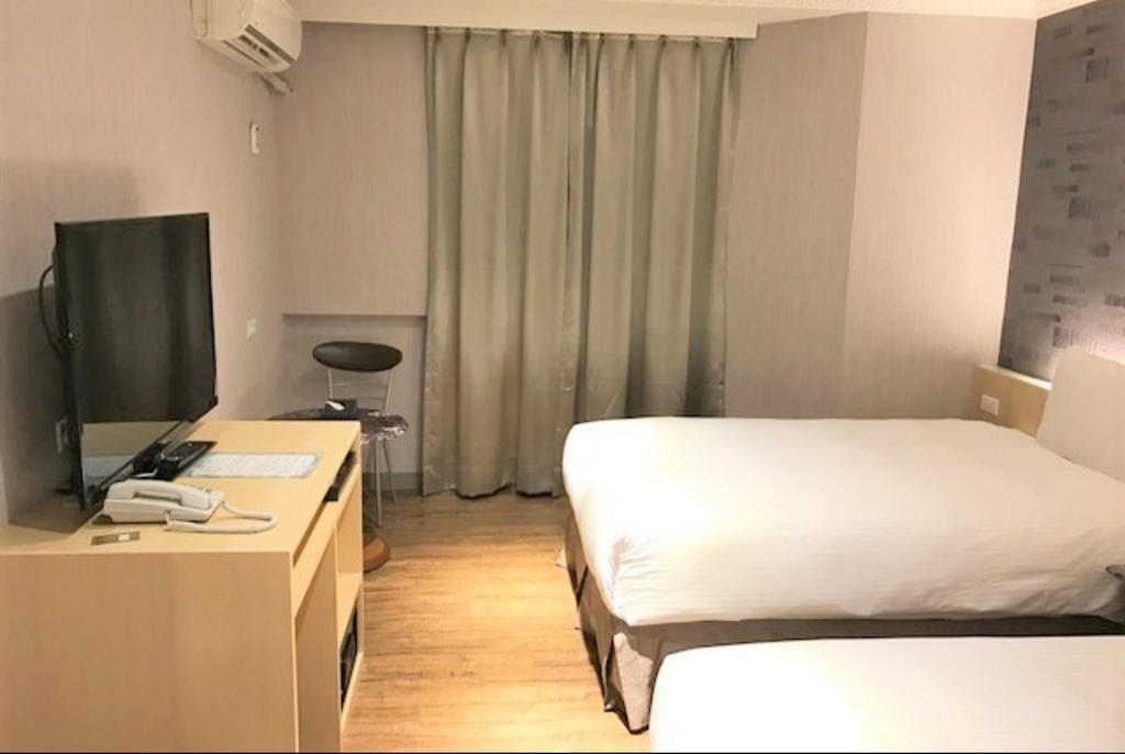 Hotel Simple Life Kaohsiung Zewnętrze zdjęcie