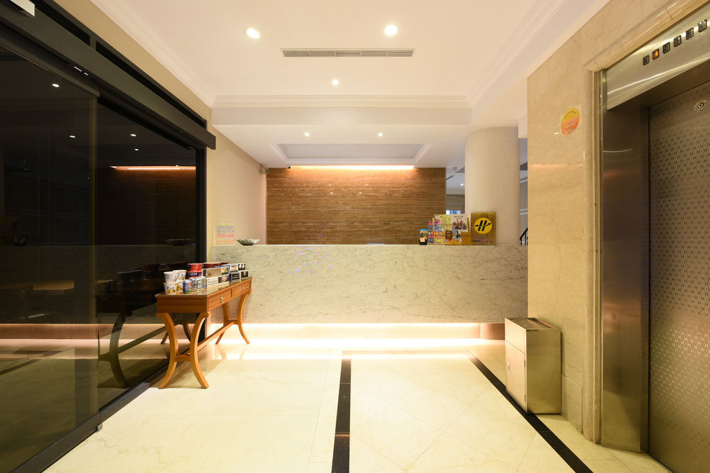 Hotel Simple Life Kaohsiung Zewnętrze zdjęcie