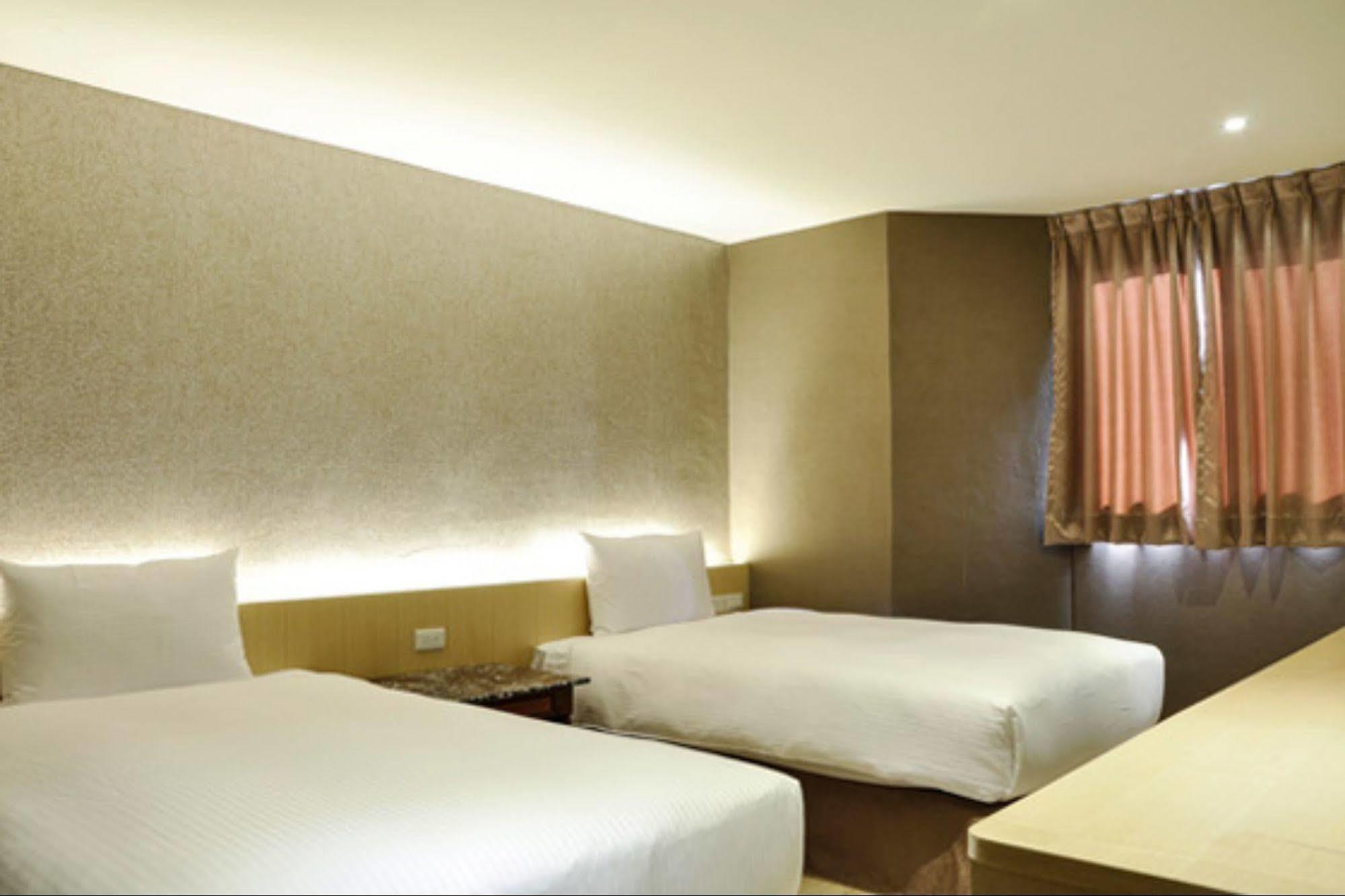 Hotel Simple Life Kaohsiung Zewnętrze zdjęcie